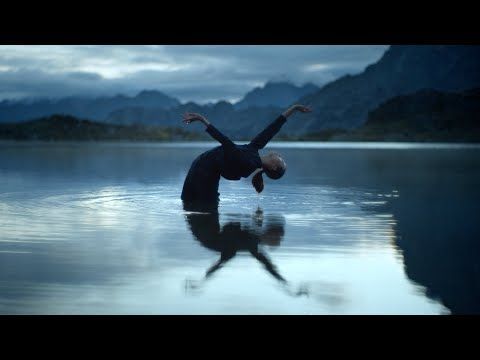 Loom by Ólafur Arnalds, Bonobo and We move lightly by Dustin O’Halloran